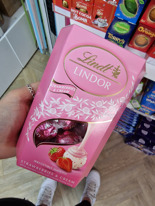 Lindor Strawberries & Cream